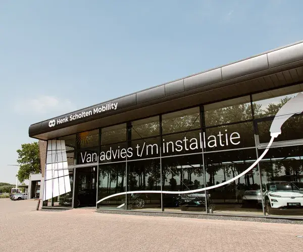 Projectleider laadvoorzieningen Henk Scholten Mobility
